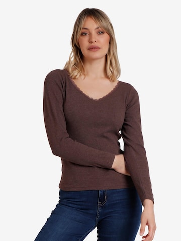 admas - Top 'Camiseta Manga Larga Romantic Rib para Mujer' en marrón: frente