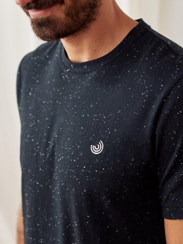 Twothirds Shirt in Black