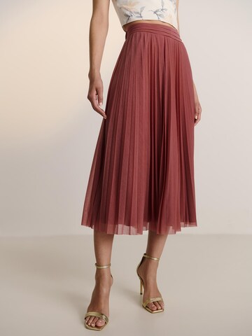 Guido Maria Kretschmer Women Skirt 'Astrid' in Red: front