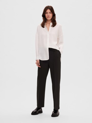 SELECTED FEMME Regular Pleated Pants 'Vinnie' in Black