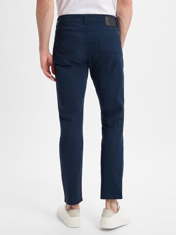 Regular Pantalon Andrew James en bleu
