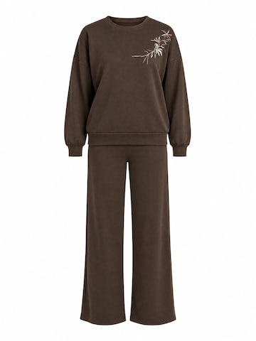 Lady Bersan Leisure suit in Brown: front