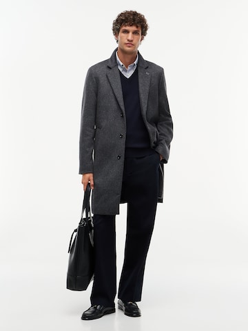 TOMMY HILFIGER Between-seasons coat 'New York' in Grey: front