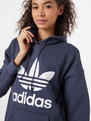 ADIDAS ORIGINALS Sweatshirt in Blau