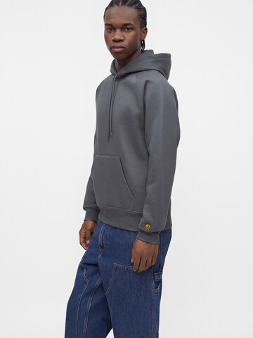 Carhartt WIP Sweatshirt 'Chase' in Grey