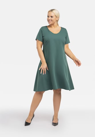 Robe Karko en vert : devant