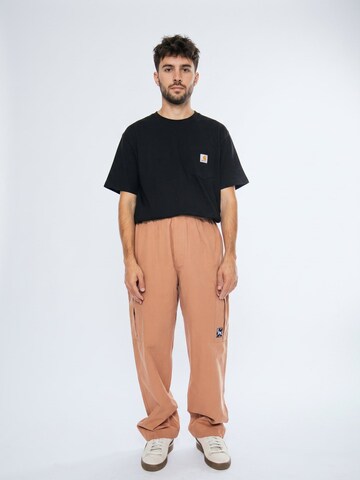 HUF Baggy Broek 'Leisure Cargo Pant Spice' in Oranje
