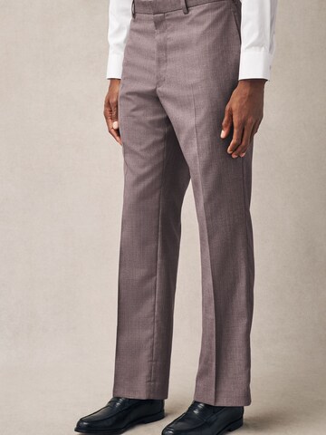 Regular Pantalon à plis Next en rose : devant