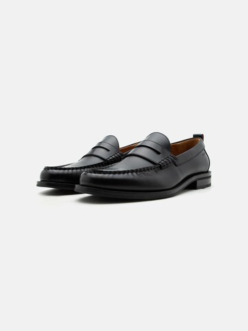 Chaussure basse 'Varian' HUGO en noir