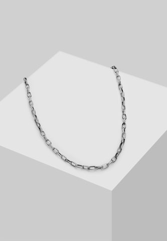 KUZZOI Necklace in Black