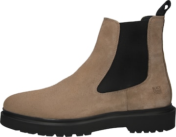BLACKSTONE Chelsea boots 'MATEO' in Brown: front