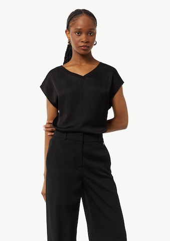 COMMA T-shirt i svart: framsida