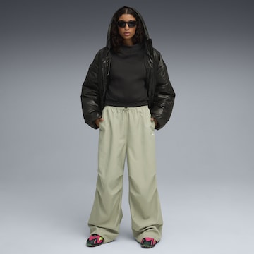 PUMA Baggy Pants 'Essentials' in Green