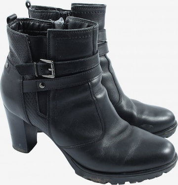 Pier One Dress Boots in 39 in Black: front