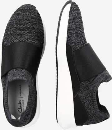 CLARKS - Zapatillas sin cordones 'Un Rio' en negro