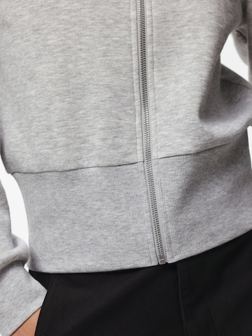 PIECES Sweatshirt in Grau