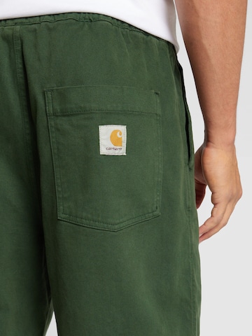 Carhartt WIP Regular Short 'Floyde' in Grün