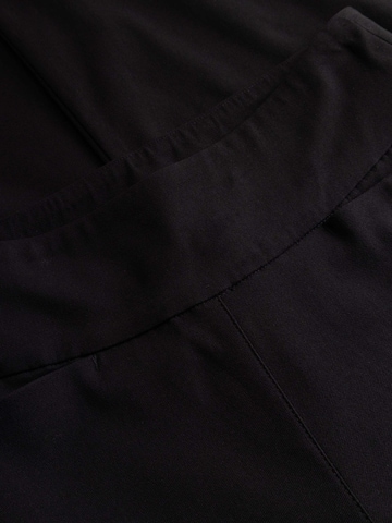 LAURIE Regular Broek 'Thea' in Zwart