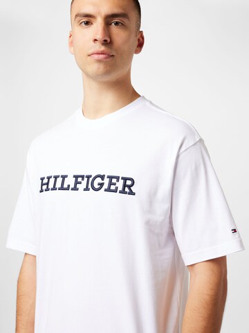 Tricou de la TOMMY HILFIGER pe alb