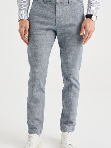 Coupe slim Pantalon chino WE Fashion en bleu