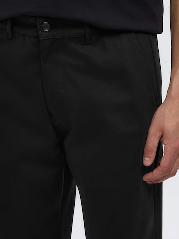 SELECTED Loosefit Housut 'SLH220' värissä musta