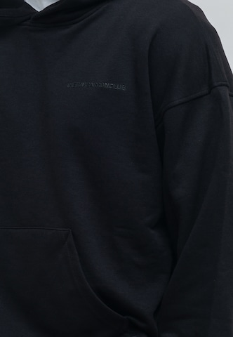 Tom Barron Tracksuit in Black