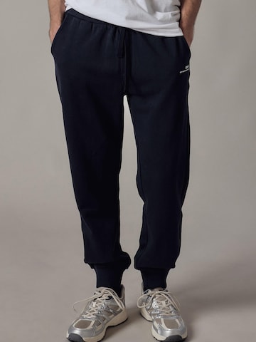 Pantalon 'Joggers Felpati' OWN Off With Nature en bleu
