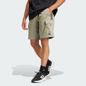 ADIDAS SPORTSWEAR Regular Sportshorts 'Tiro' in Grün: predná strana