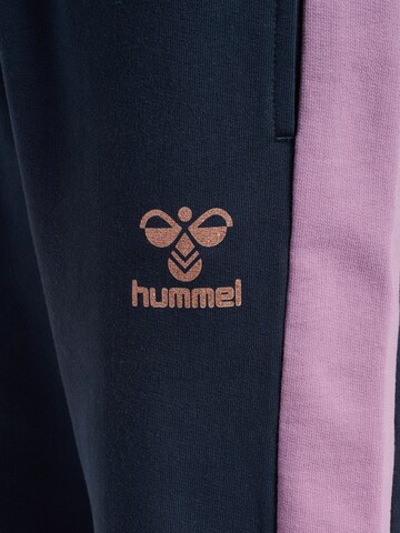 Hummel Tapered Broek in Blauw