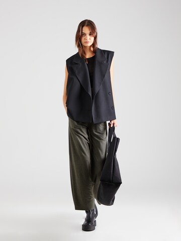 JDY Regular Pleat-front trousers 'JDYBIRDIE GEGGO' in Grey