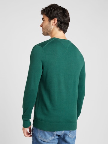 TOMMY HILFIGER Pullover 'ESSENTIAL' i grøn