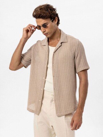 Regular fit Camicia di Antioch in beige
