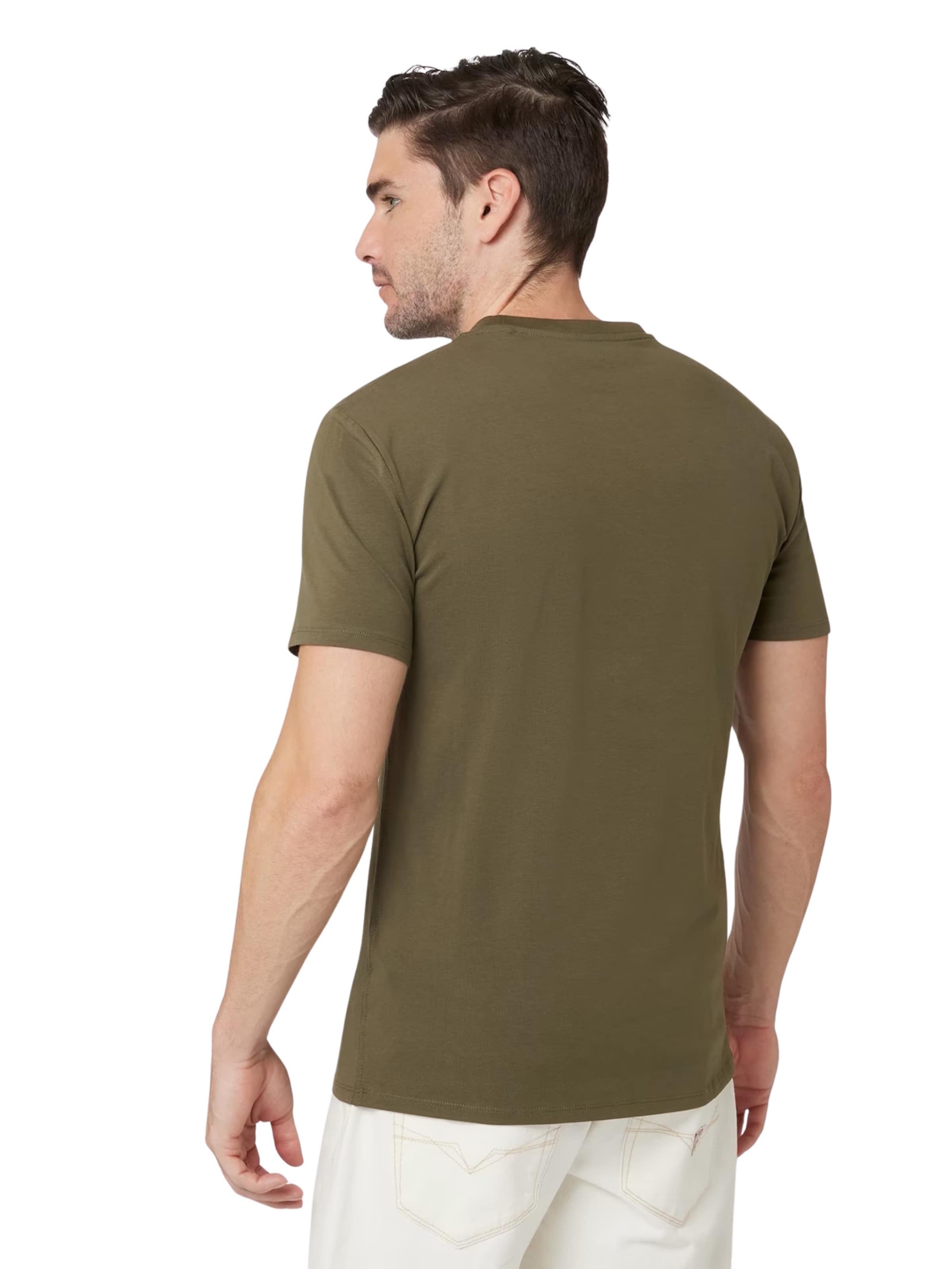 GUESS Тениска 'Core' в зелено