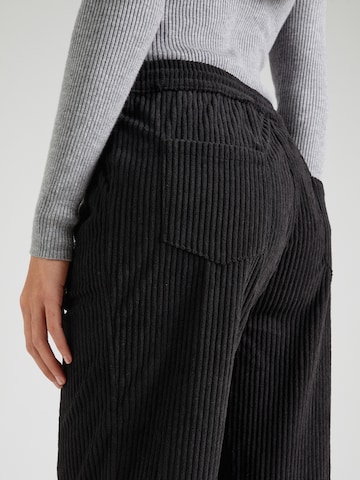 Bootcut Pantaloni di Compania Fantastica in nero