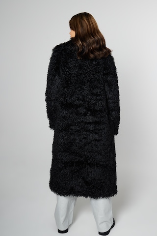 Aligne Płaszcz zimowy w kolorze czarny