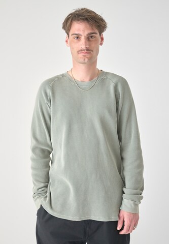 Cleptomanicx Longsleeve 'Boxy Crewneck Thermal' in Braun: Vorderseite