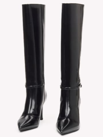 Estro Boots '002-102' in Black