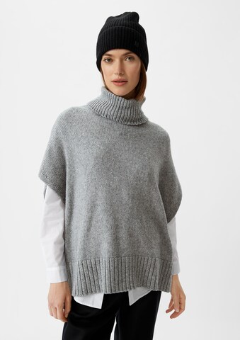 comma casual identity Poncho in Grau: Vorderseite
