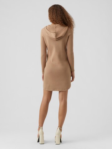 VERO MODA Knitted dress 'HERMOSA' in Beige