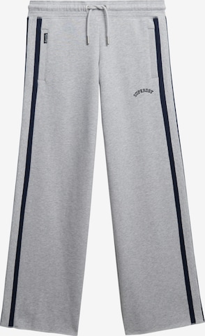 Wide Leg Pantalon 'Athletic Essentials' Superdry & Co en gris : devant