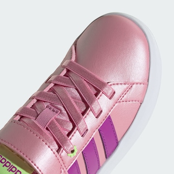 ADIDAS SPORTSWEAR Trampki 'Grand Court 3.0' w kolorze różowy