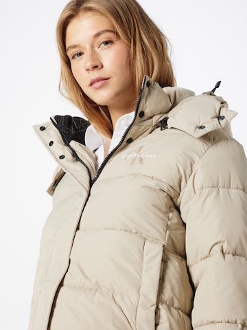 Calvin Klein Jeans - Chaqueta de invierno en beige