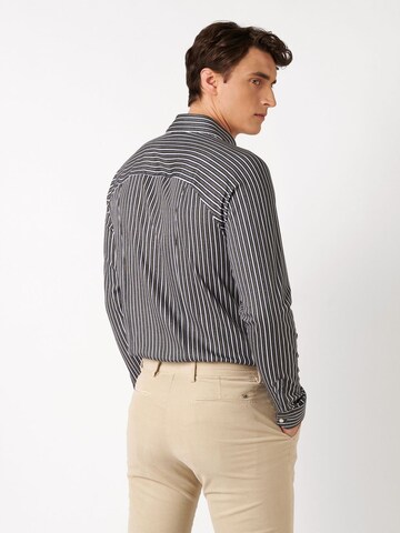 DESOTO Slim fit Button Up Shirt in Green