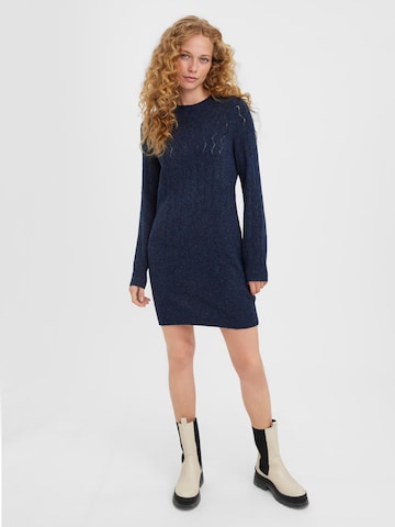 Vero Moda Tall Gebreide jurk 'YEN' in Blauw