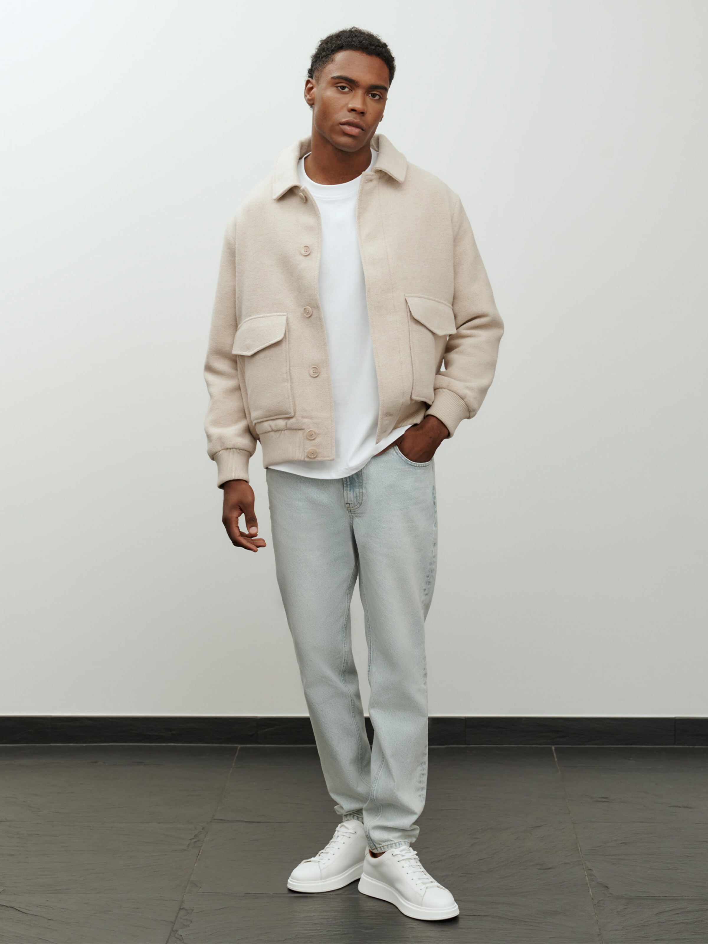 DAN FOX APPAREL Between-Season Jacket 'Essential' in Sand | ABOUT YOU