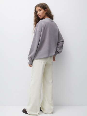 Pull&Bear Sweatshirt in Grau