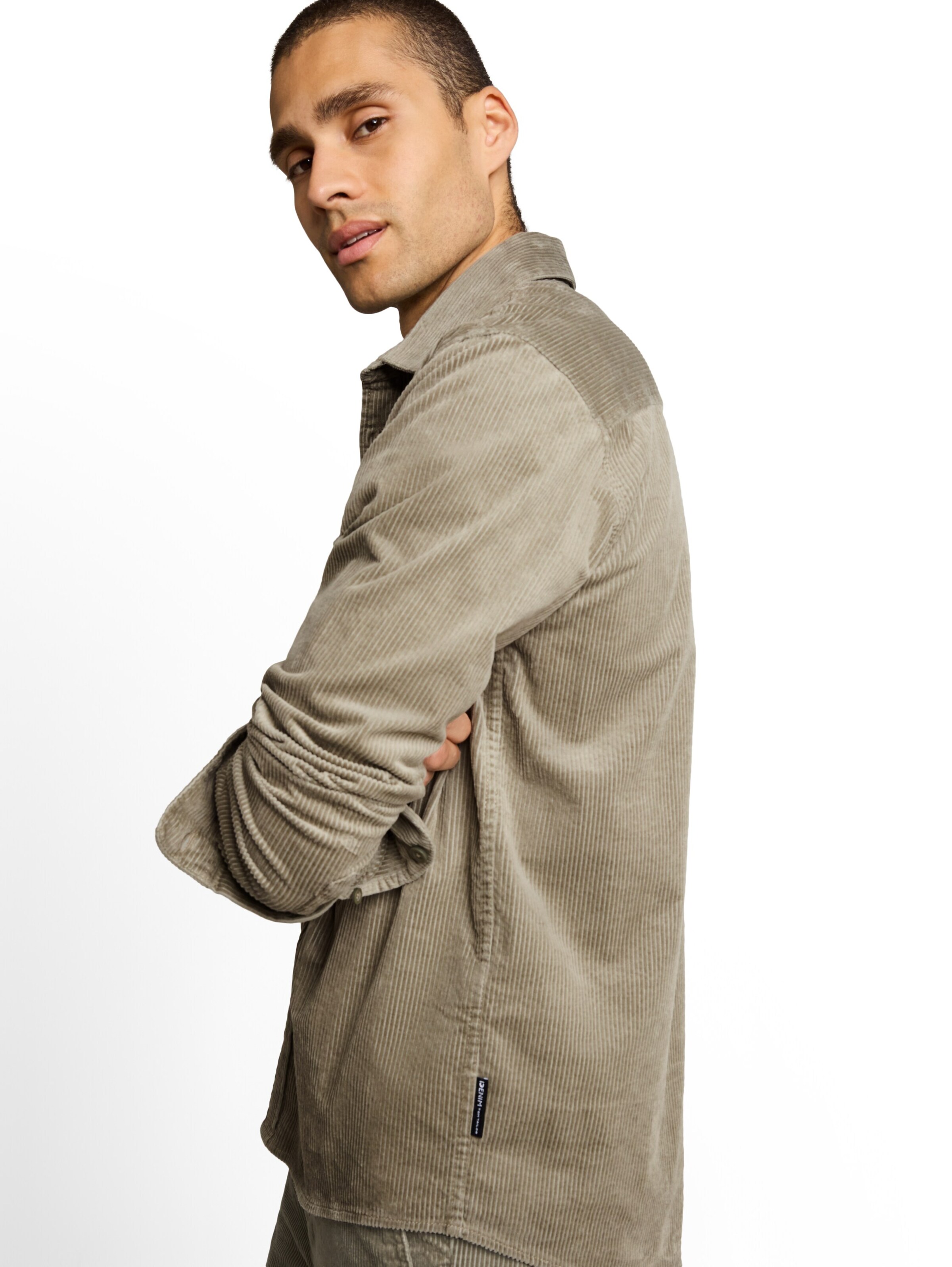 TOM TAILOR DENIM Tavaline suurus Triiksärk, värv roheline