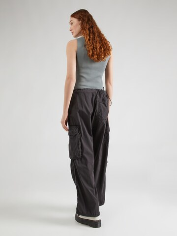 BDG Urban Outfitters Ohlapna forma Kargo hlače | črna barva