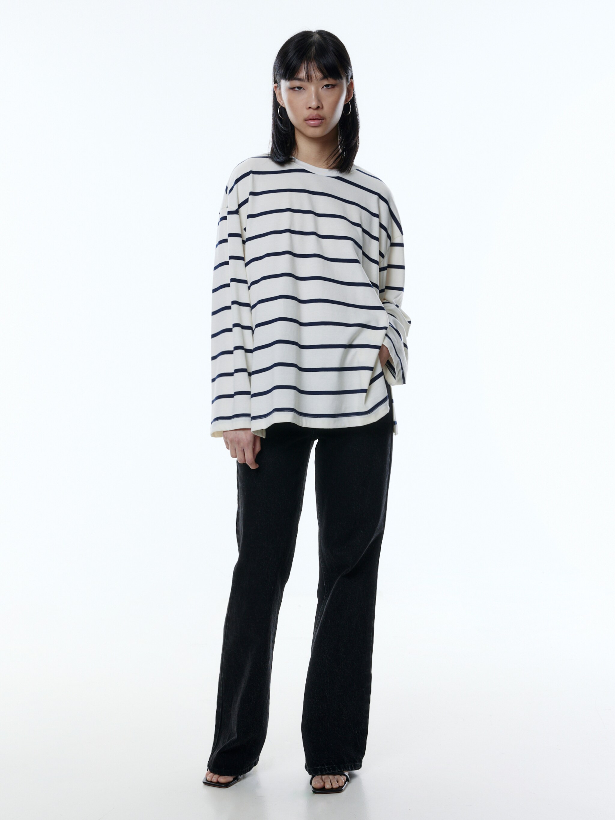 EDITED Producten Shirt 'Reka' Beige