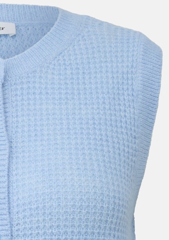 s.Oliver CURVE Knitted vest in Blue: front